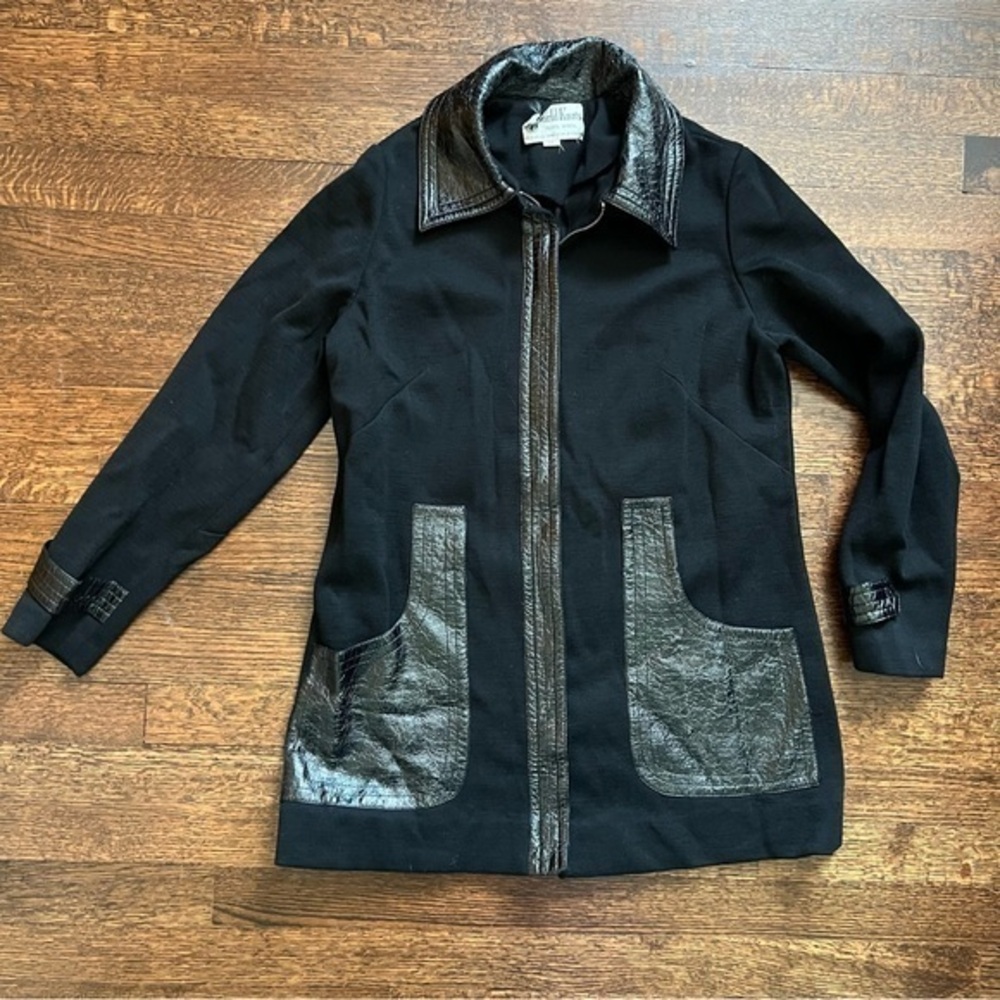 World knits size 12 black wool vintage zip up jacket with vegan crinkle leather